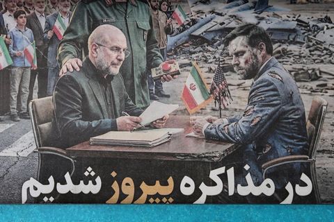 Iran: das cover einer Zeitung