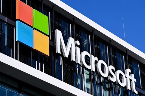 An den Schulen sollten unter anderem die Office-Produkte von Microsoft eingesetzt werden. (Symbolbild) Foto: Sven Hoppe/dpa