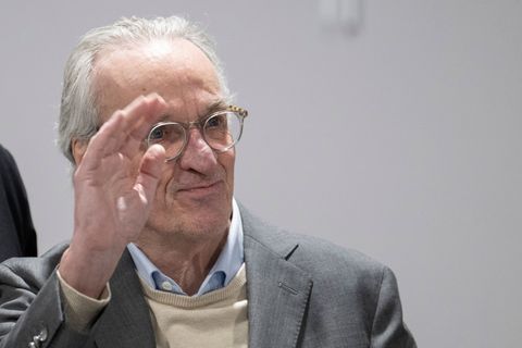 Der Hauptangeklagte Heinrich XIII. Prinz Reuß erzählte von den Treffen auf seinem Jagdschloss in Thüringen. (Archivbild) Foto: B