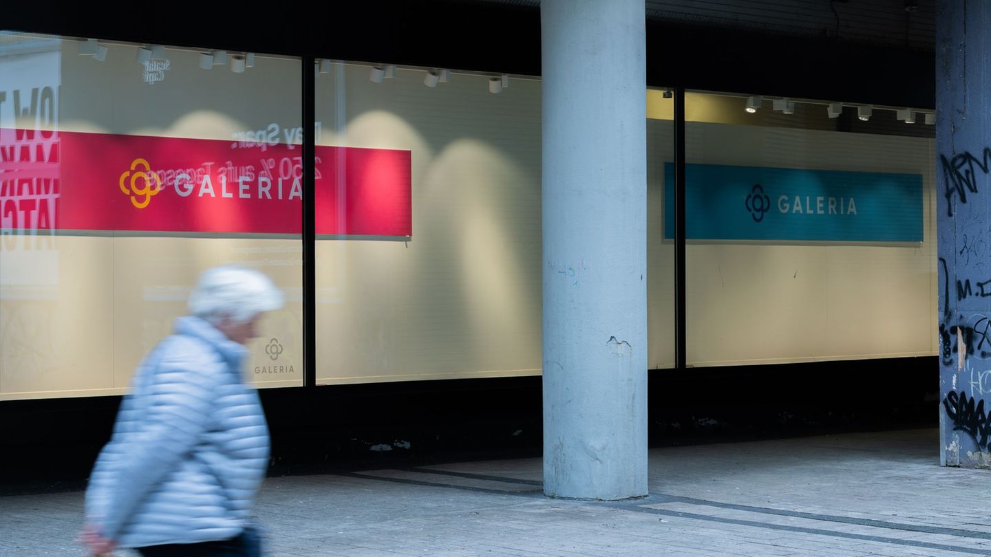 Wie ernst ist die Situation bei Galeria? Das würden auch die Beschäftigten gern wissen. Foto: Rolf Vennenbernd/dpa