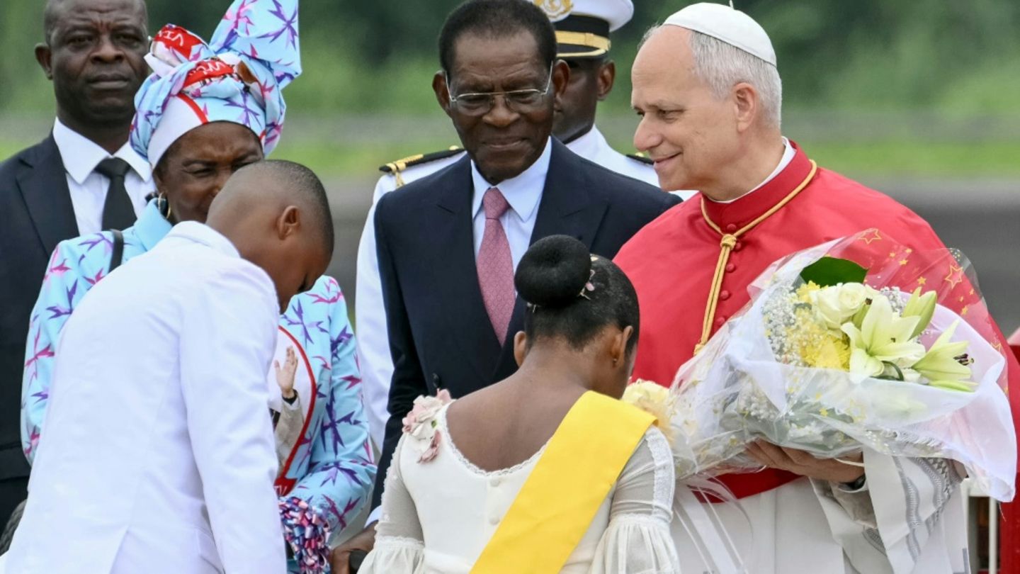 Papst Leo XIV. ruft bei Besuch in Äquatorialguinea zu "Recht" und "Gerechtigkeit" auf