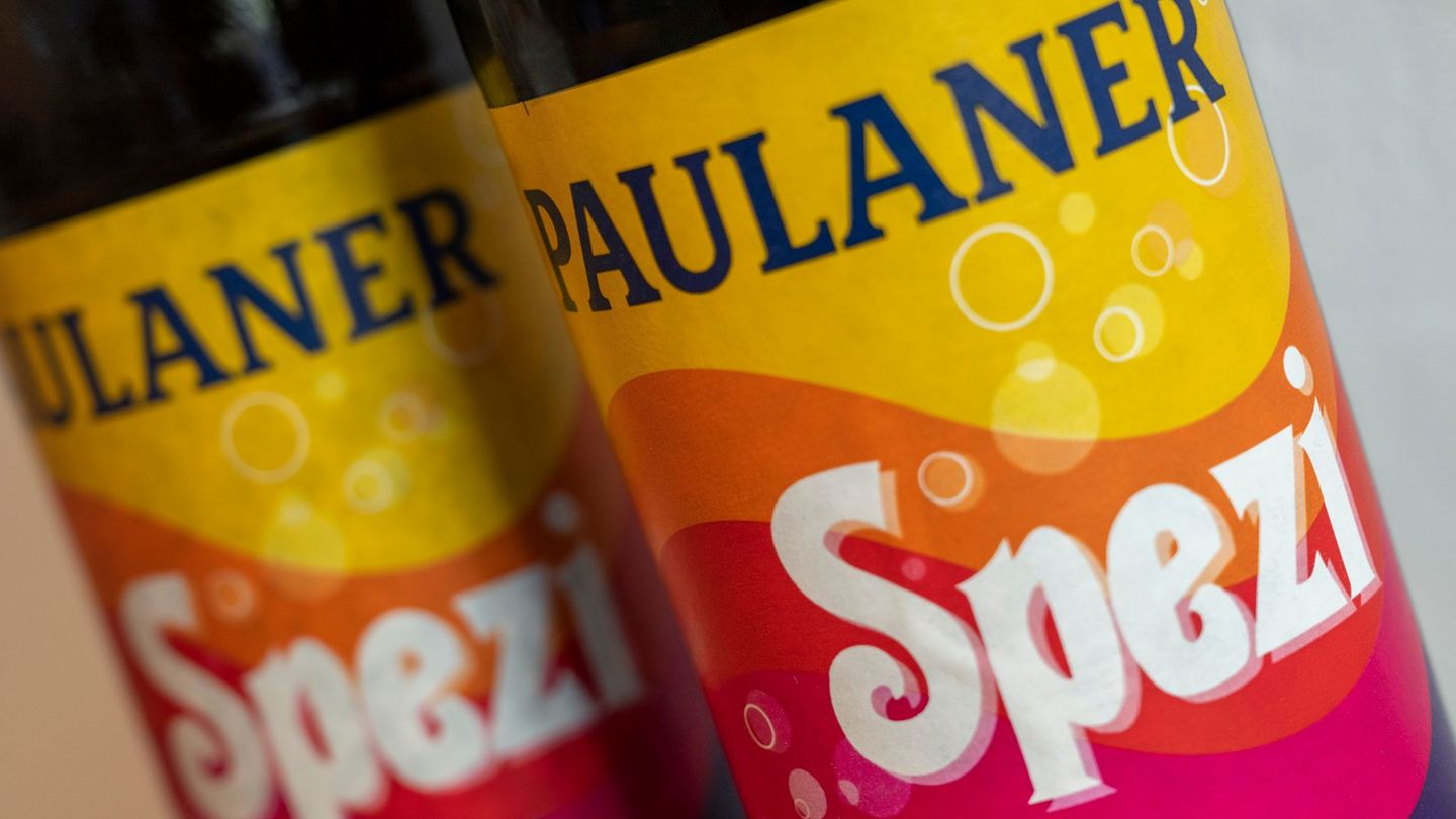 Paulaner Spezi ist zum Marktführer bei Cola-Mix-Getränken aufgestiegen. (Archivbild) Foto: Lennart Preiss/dpa