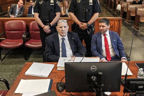 Ex-Produzent Harvey Weinstein (l.) muss sich zum dritten Mal vor Gericht verantworten.