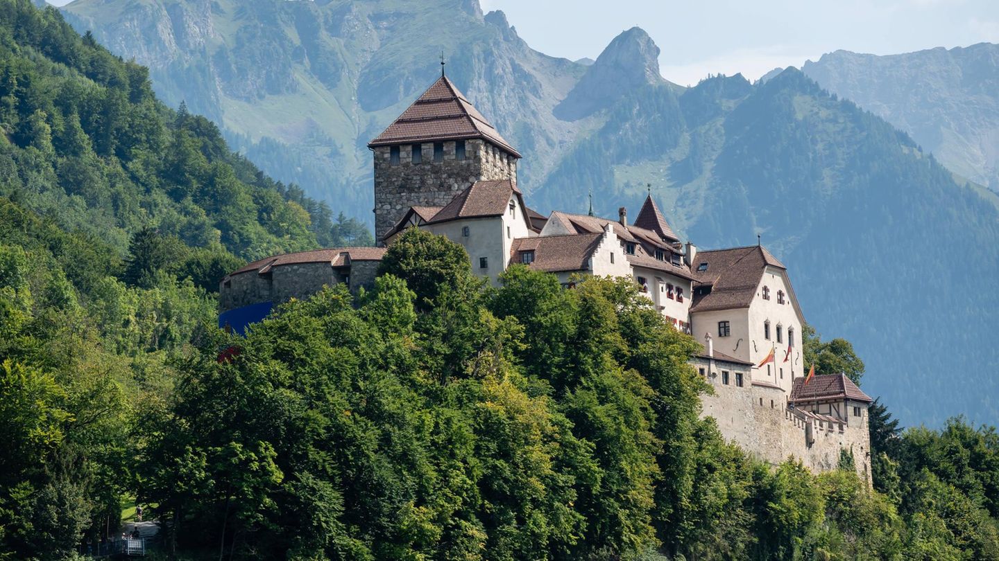 Schloss Vaduz, Heimat des Fürstenhauses Liechtenstein: Der Finanzplatz im Herzen Europas liegt im Auswanderer-Ranking auf Platz neun