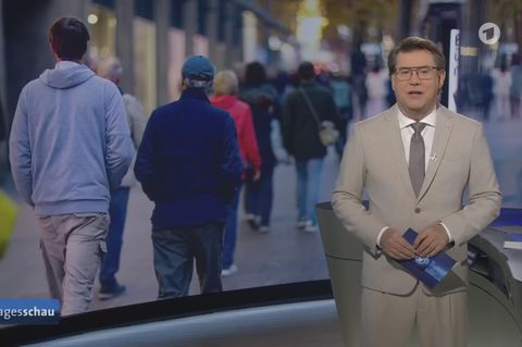Jens Riewa trägt Brille in der  „Tagesschau“