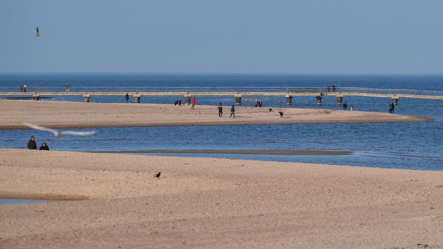 Das Wetter im Norden bleibt zunächst sonnig. (Symbolbild) Foto: Marcus Brandt/dpa
