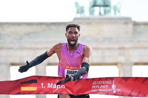Amanal Petros knackte zuletzt in Berlin seinen deutschen Halbmarathon-Rekord. (Archivbild) Foto: Sebastian Christoph Gollnow/dpa