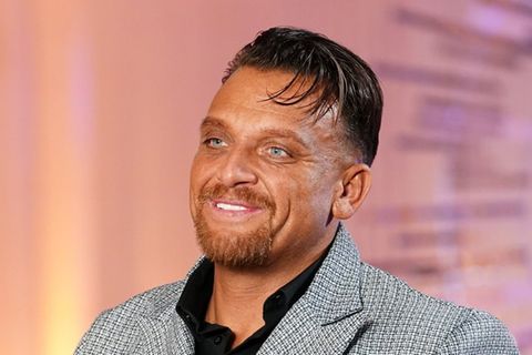 Menowin Fröhlich lächelt