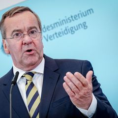 Verteidigungsminister Pistorius stellte in Berlin die erste deutsche Militärstrategie vor. Foto: Kay Nietfeld/dpa