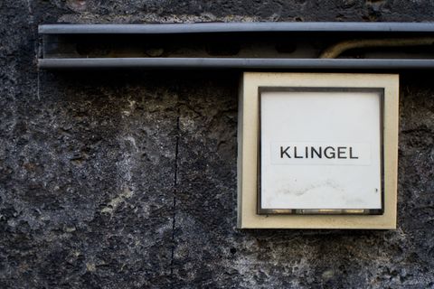 Kinder klingelten, die Situation eskalierte. (Symbolbild) Foto: Ole Spata/dpa