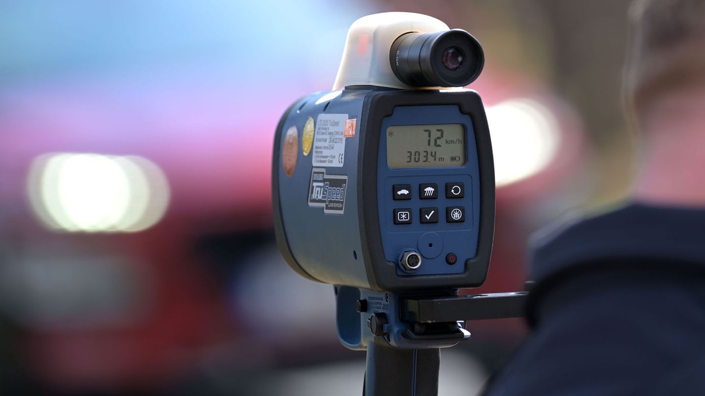 Insgesamt 7.876 Verstöße gegen das Tempolimit hat Sachsens Polizei im Rahmen von Kontrollen bei der Aktionswoche "Speed" auf Str