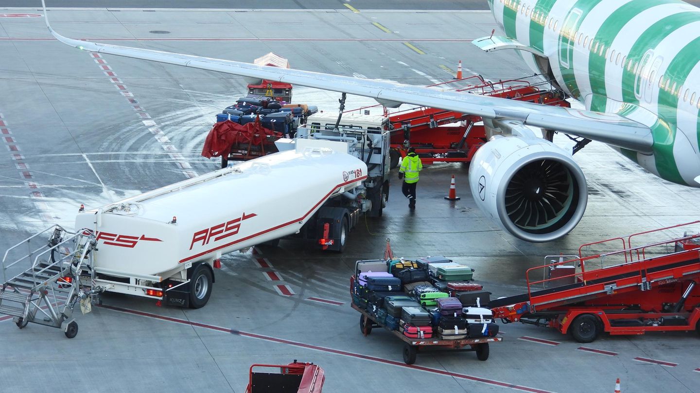 Kerosinkrise: Wie teuer wird mein Urlaub wirklich?