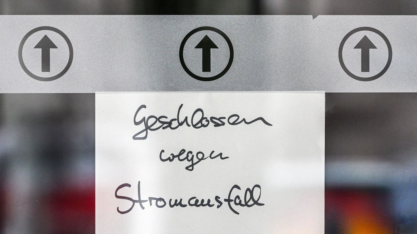 In Greifswald kommt es aktuell zu einem Stromausfall. (Symbolbild) Foto: Jens Kalaene/dpa