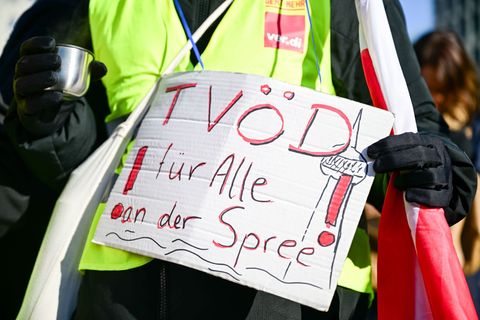 Bezahlung nach dem Tarifvertrag des öffentlichen Dienstes (TVÖD) fordert die Gewerkschaft Verdi für die Vivantes-Tochterunterneh