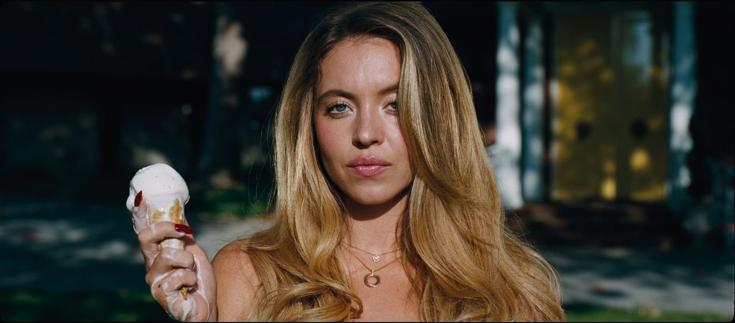 Filmszene aus der Serie „Euphoria“ mit Sydney Sweeney