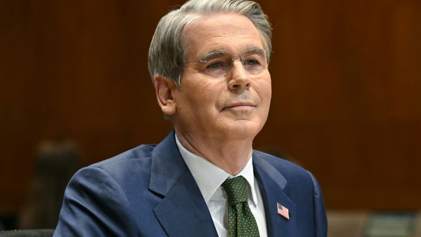 US-Finanzminister Bessent verteidigt Lockerung von Sanktionen für russisches Öl