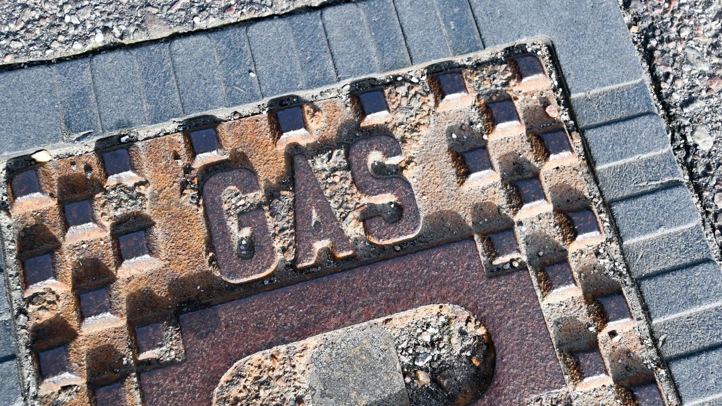 Gasleck: Gasleitung bei Bauarbeiten beschädigt - Reparatur dauert an