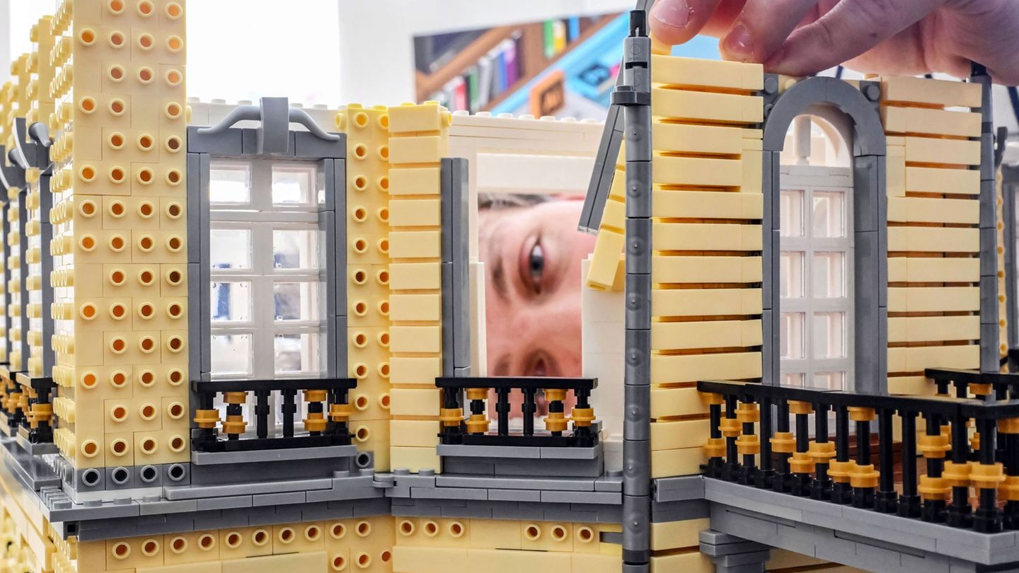 Beim Bau ist Präzision gefragt. Foto: Uli Deck/dpa