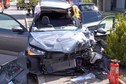 Lange Zeit reanimieren Rettungskräfte eine Zweijährige, dann kommt sie mit lebensgefährlichen Verletzungen ins Krankenhaus. Foto