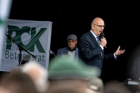 Brandenburgs Ministerpräsident Dietmar Woidke (SPD) kritisiert die Ankündigung Russlands, kein Öl mehr aus Kasachstan durch die