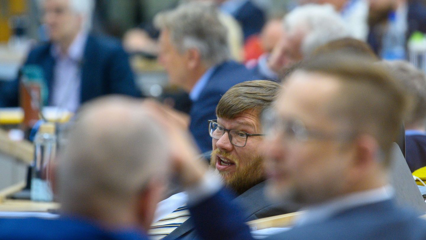 Auch wenn man stärkste Kraft werde, bekomme man nicht automatisch alles, sagte der parlamentarische Geschäftsführer der FDP-Frak