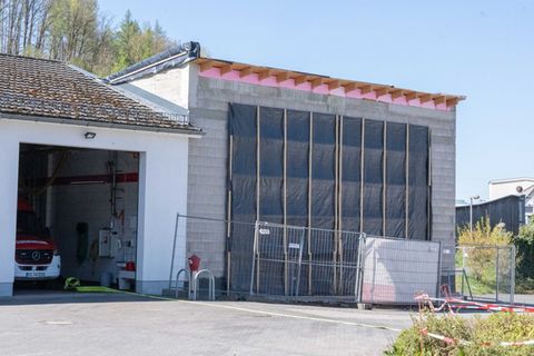 Das Feuerwehrgerätehaus war mit 250.000 Euro Baukosten geplant. Foto: Benjamin Westhoff/dpa