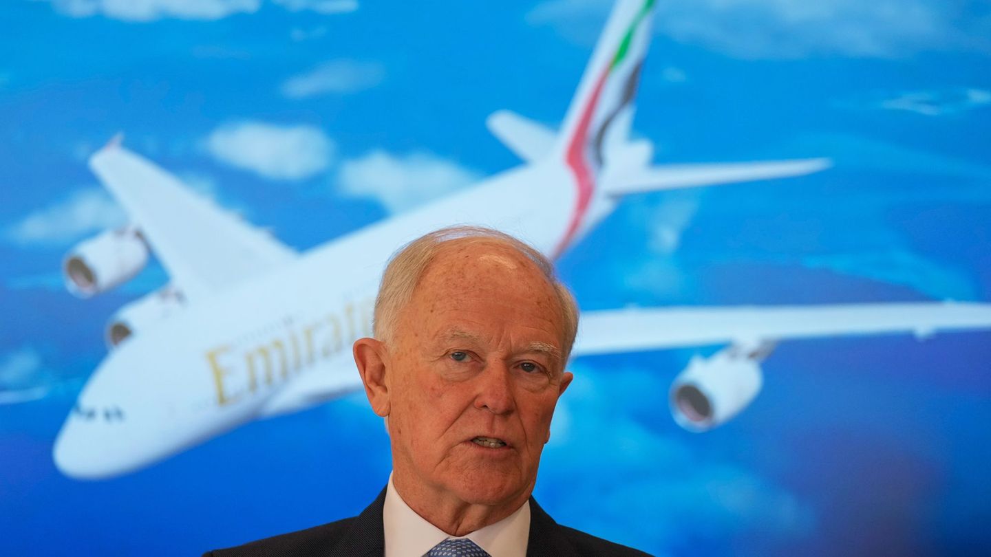 Der Chef von Emirates Airlines, Tim Clark, ist zuversichtlich, dass die Golfregion als wichtiges Drehkreuz und Reiseziel schnell