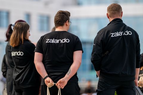 Streit um Einigungsstelle bei Zalando im Juni vor Gericht (Illustration). Foto: Jacob Schröter/dpa