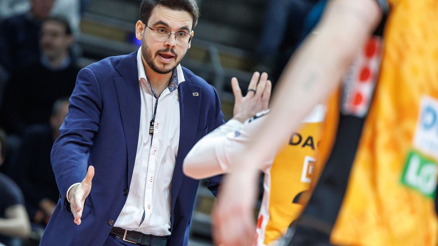 Alexandre Leal führt die BR Volleys nicht mehr durch die Playoffs. (Archivbild) Foto: Andreas Gora/dpa