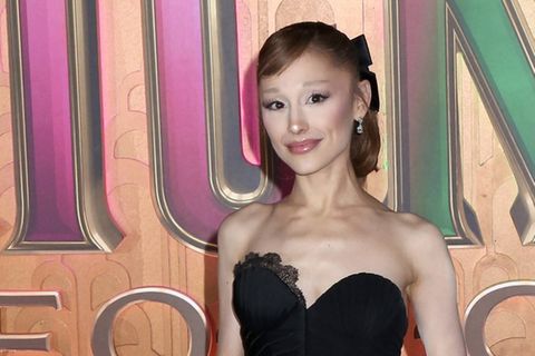 Ariana Grande präsentierte im vergangenen November ihren seitlichen Pony.