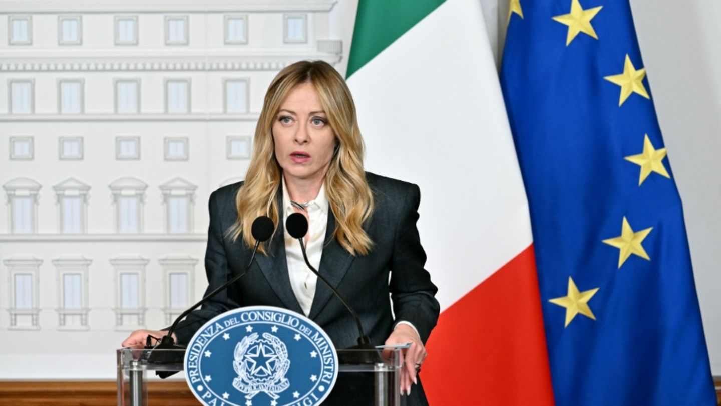 Juristisches Gutachten: Abschiebezentren außerhalb von EU können legal sein