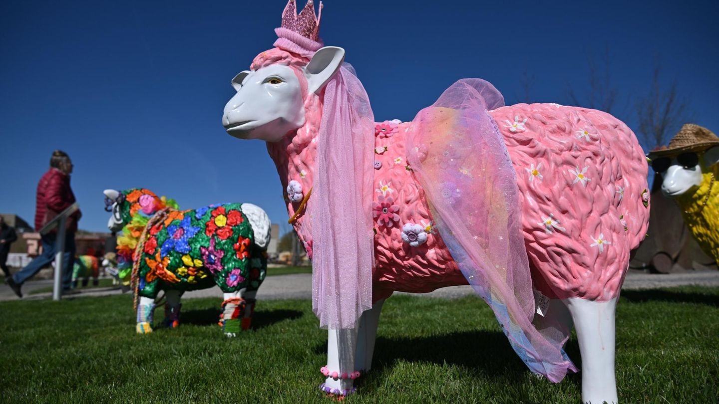Fantasievolle Skulpturen stehen auf dem Gelände der Landesgartenschau Leinefelde-Worbis