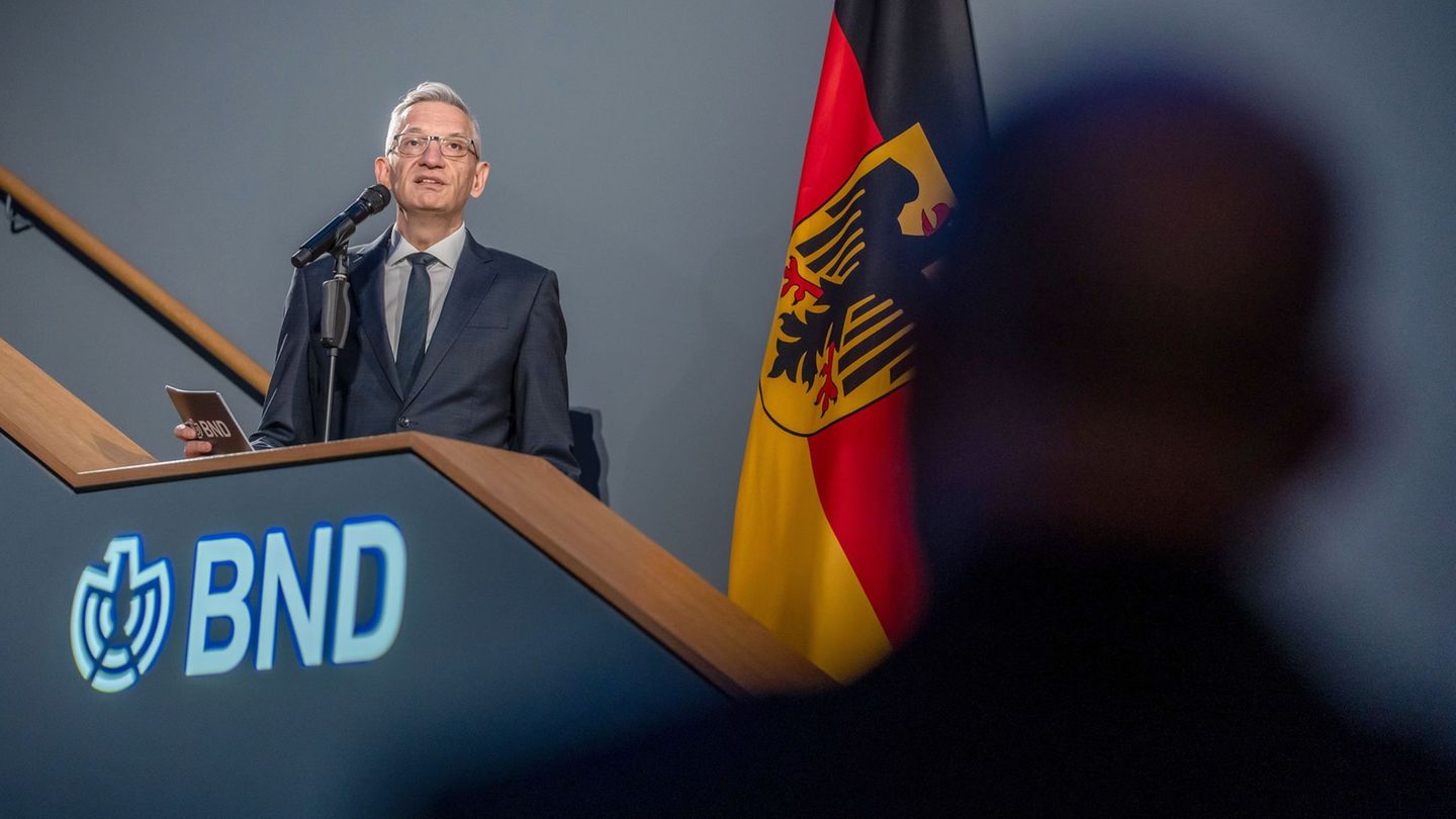 Geheimdienste: BND will "erste Verteidigungslinie" Deutschlands werden