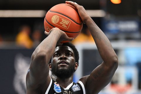 Im Spiel um Platz 3 setzte sich der Syntainics MBC klar durch. Foto: Hendrik Schmidt/dpa