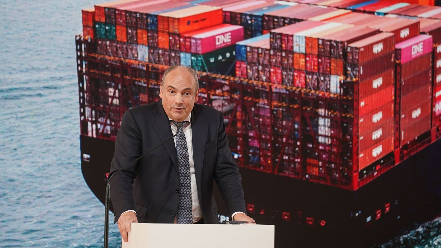 Schifffahrt: Hapag-Lloyd sieht noch keine Möglichkeit für Hormus-Passage