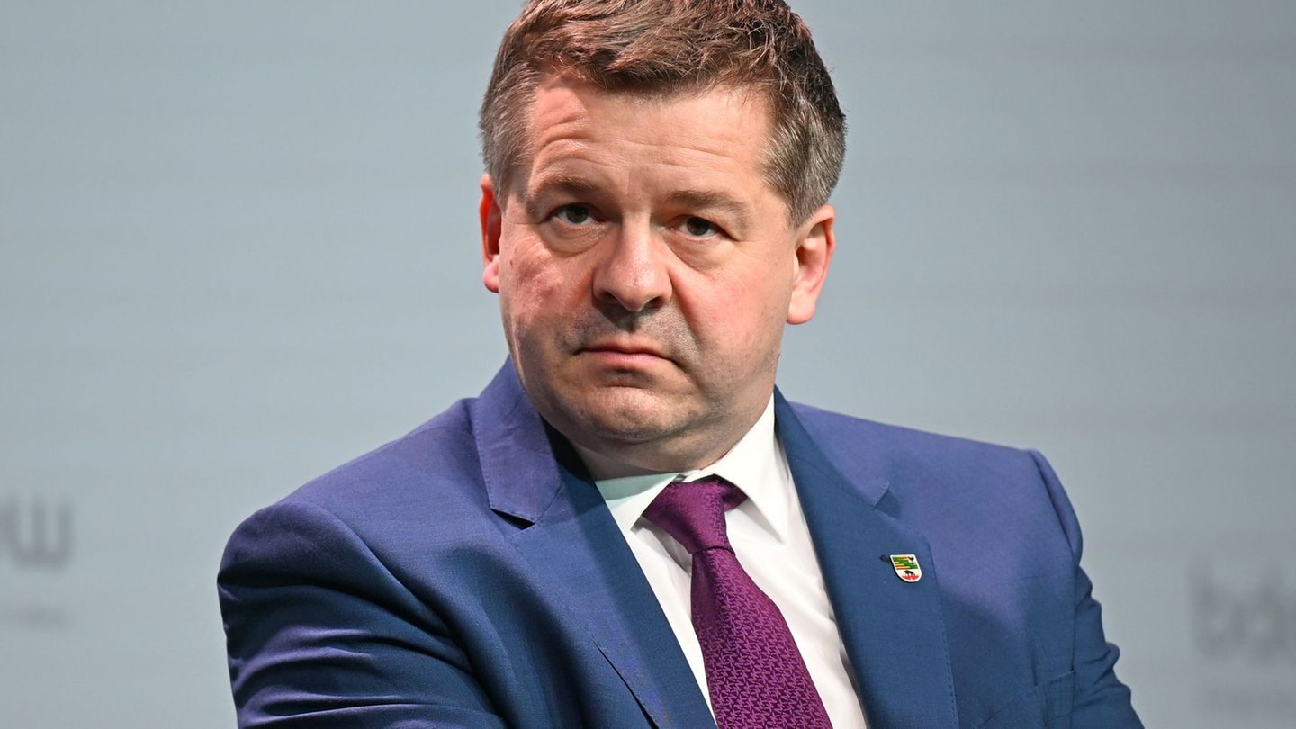 Nach Merz' Rentenansage: Sachsen-Anhalts Regierungschef: Bei Rente den Osten beachten