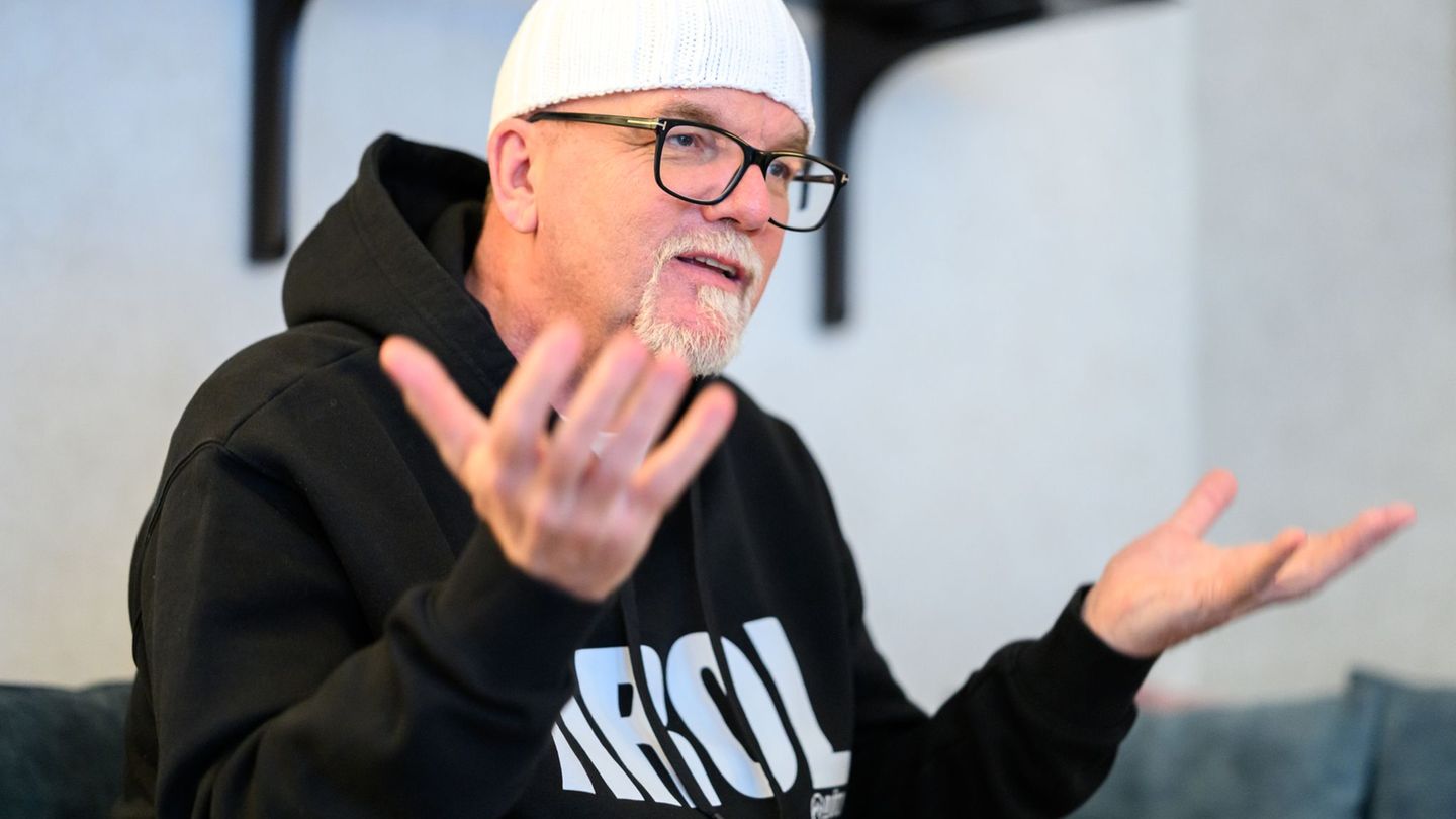 "Elvis, Winnetou und Jesus, das sind meine Helden", sagte der 55-jährige Sänger. (Archivbild) Foto: Max Slovencik/APA/dpa