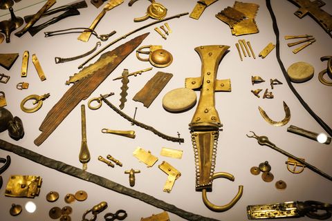 Rund 1.200 germanische Objekte aus dem heutigen Norddeutschland sind im Varusschlacht-Museum in Kalkriese zu sehen. Foto: Friso