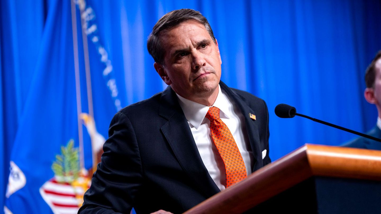 Heftige Kritik: US-Justizministerium überprüft eigenen Umgang mit Epstein-Akten