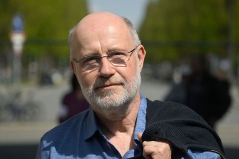 Wissenschaftsjournalist Lesch hält nichts von einer Rückkehr zur Atomkraft. (Archivbild) Foto: Felix Hörhager/dpa