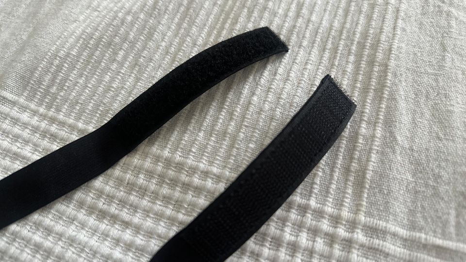 Der Verschluss der Ohropax Schlafmaske