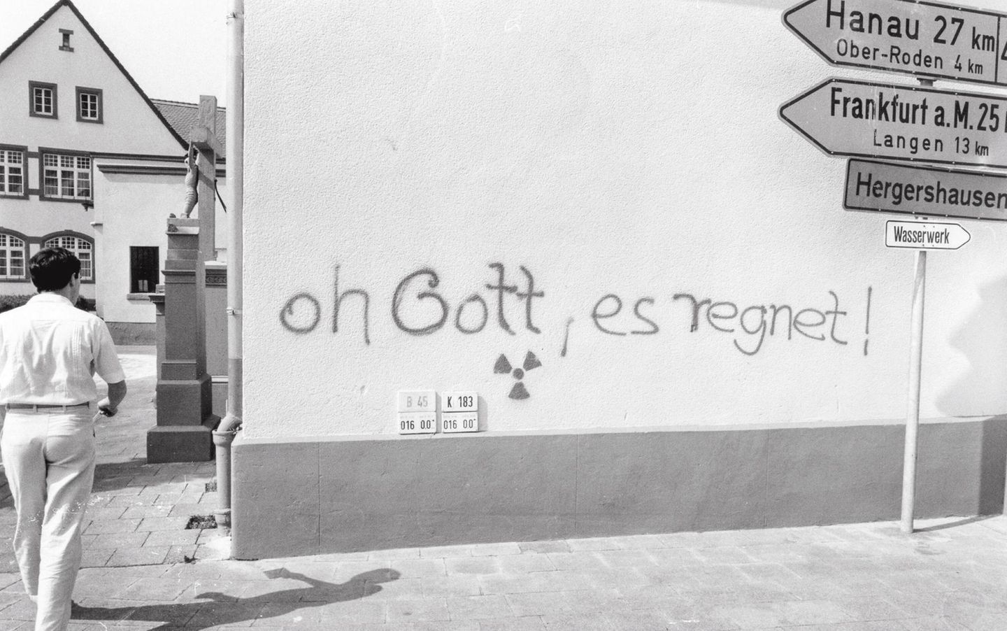Graffiti „oh Gott, es regnet“