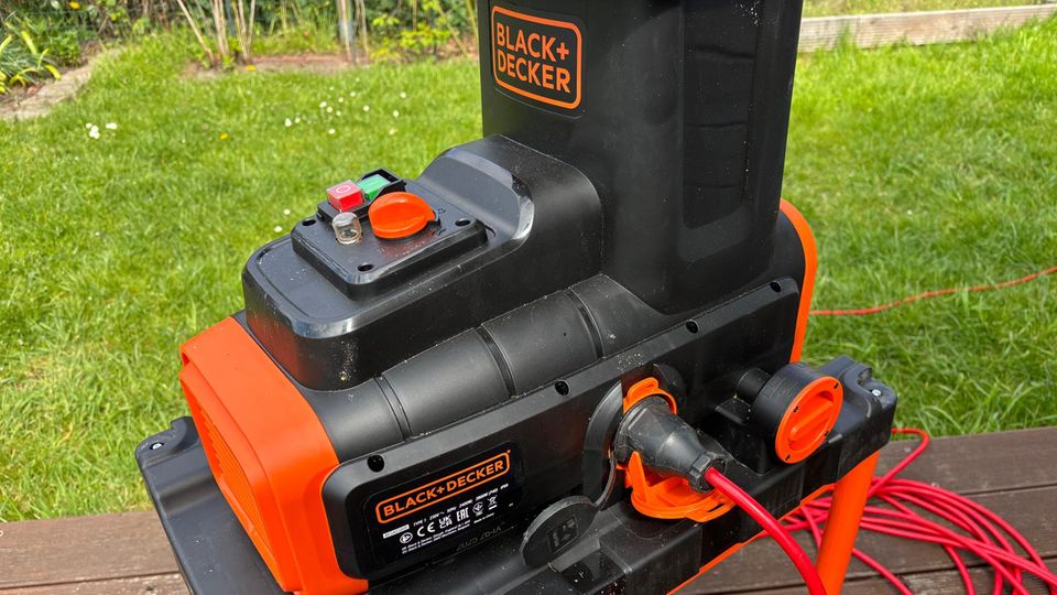 stern Gartenhäcksler Test: Black & Decker BEGAS 5800