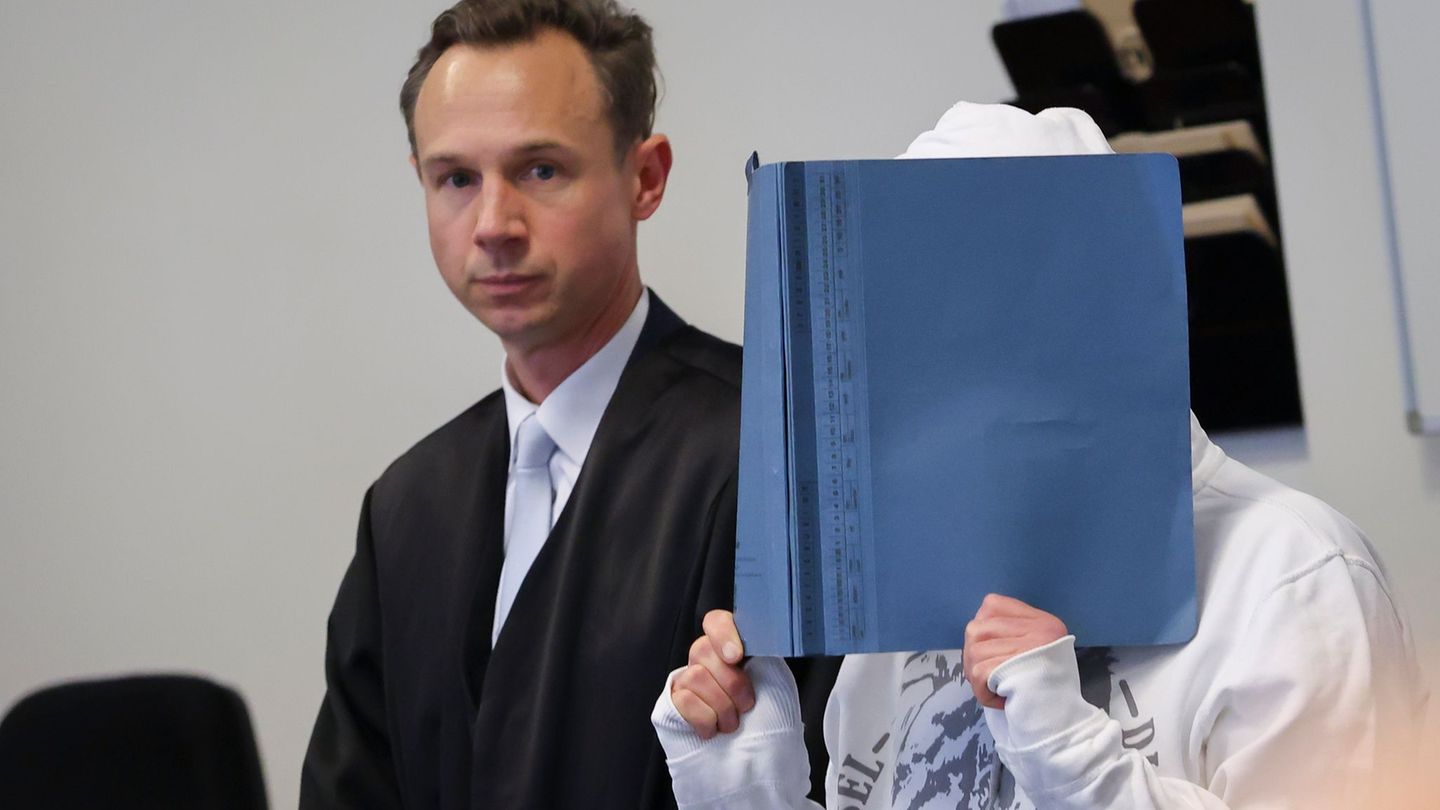 Der Angeklagte wurde wegen Totschlags verurteilt. Foto: Christian Charisius/dpa