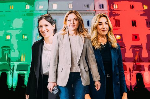 Politische Frauenpower: Bye, bye, Bunga-Bunga!