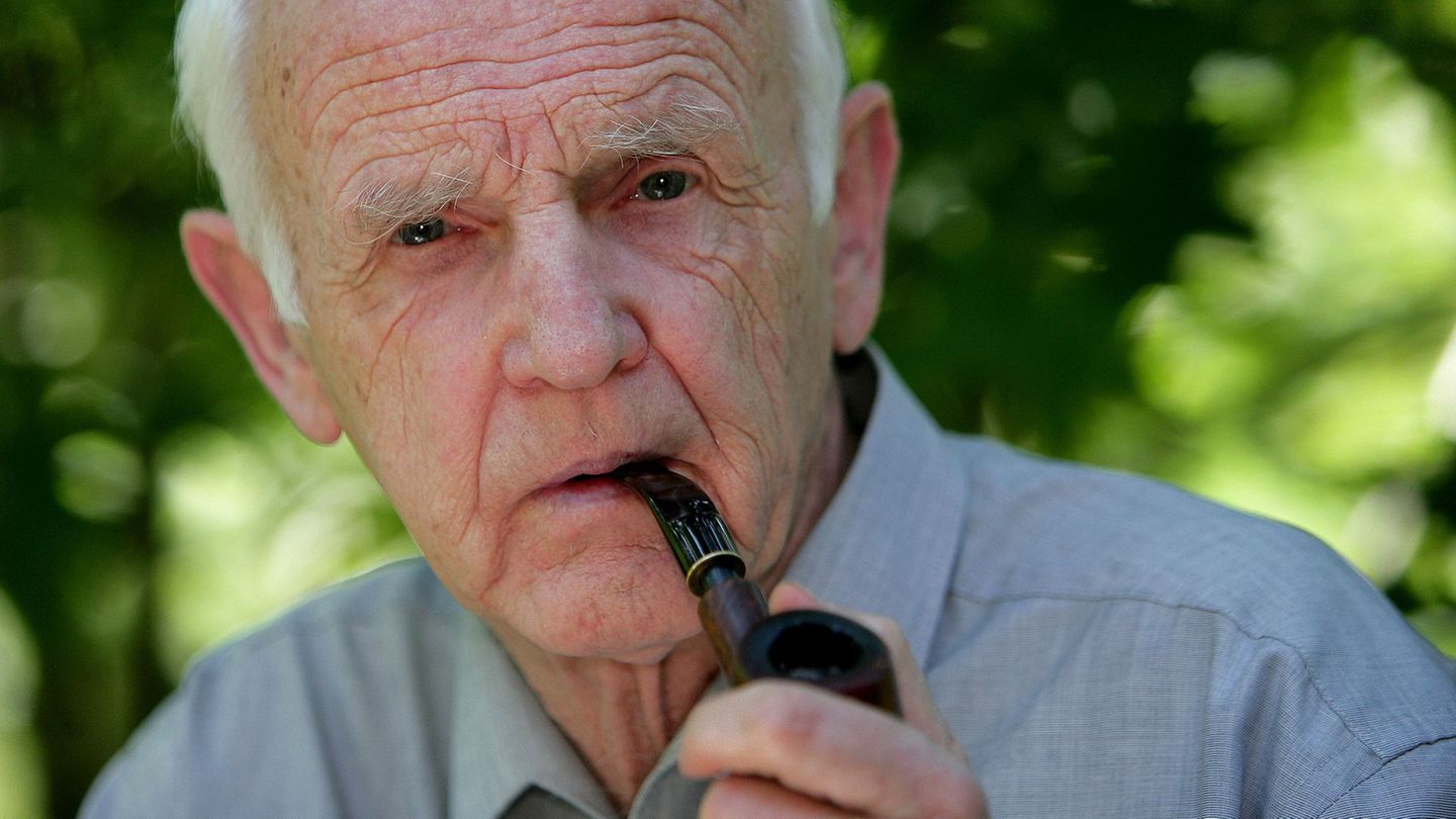 De Bruyn wurde 93 Jahre alt. (Archivbild) Foto: picture alliance / dpa