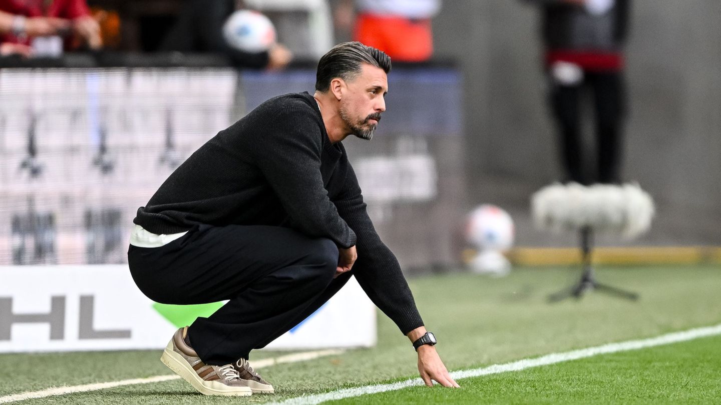 Sandro Wagner ist nach seiner Trennung von Augsburg noch ohne neuen Verein. (Archivbild) Foto: Harry Langer/dpa