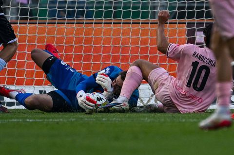Halswirbelbruch nach Zusammenprall: Für Jürgen Klinsmanns Sohn Jonathan ist die Saison beendet. (Archivbild) Foto: Vincenzo Orla