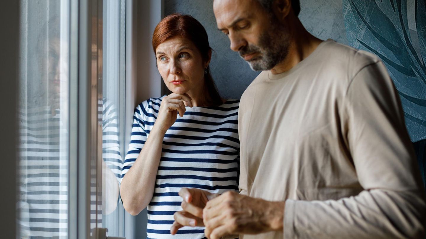 Stahl & Klaschinski: PsychoLogisch: Warum ein Hauskauf Paare wirklich an ihre Grenzen bringt