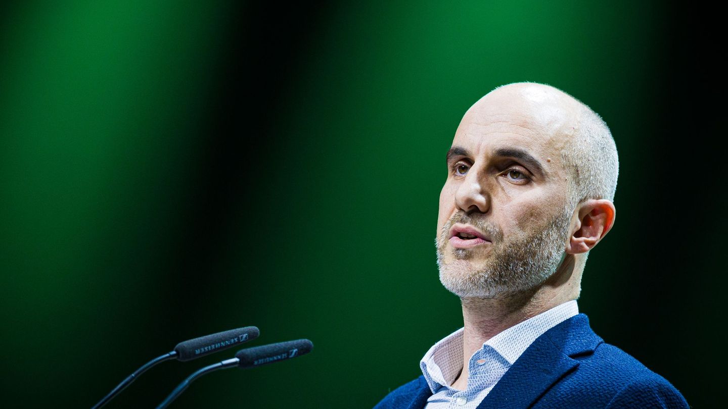 Hannovers Oberbürgermeister Belit Onay (Grüne) sprach sich gegen Kürzungen sozialer Leistungen zur Haushaltskonsolidierung aus.